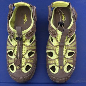 Pacific Trail Shoes - Size 9